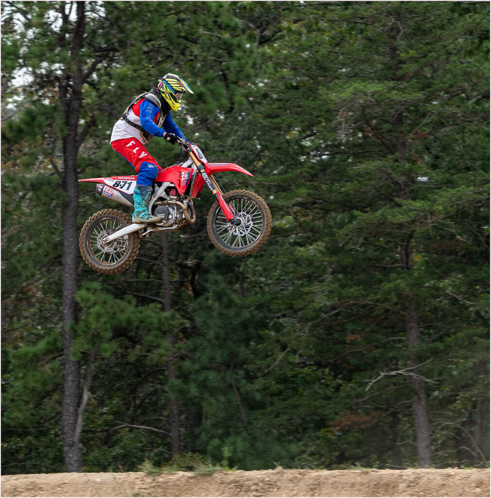 Open-Salon_FLYING-JUMP_Robert-Cooley_Equal-Merit