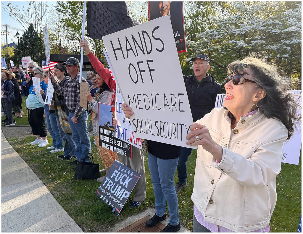 Photojournalism-Advanced_Hands-Off_John-Gribbin_Equal-Merit